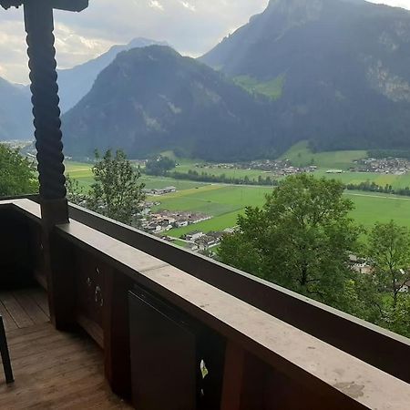 Alpine Cottage With Exceptional View Mayrhofen Exteriör bild